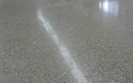 金剛砂超耐磨地坪為什么越來越多的工廠會采用？